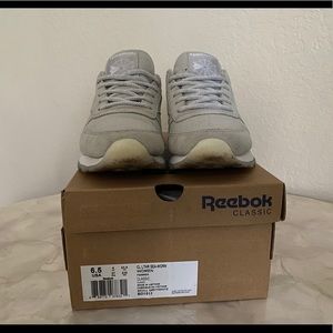 Reebok Classic | women US 6.5